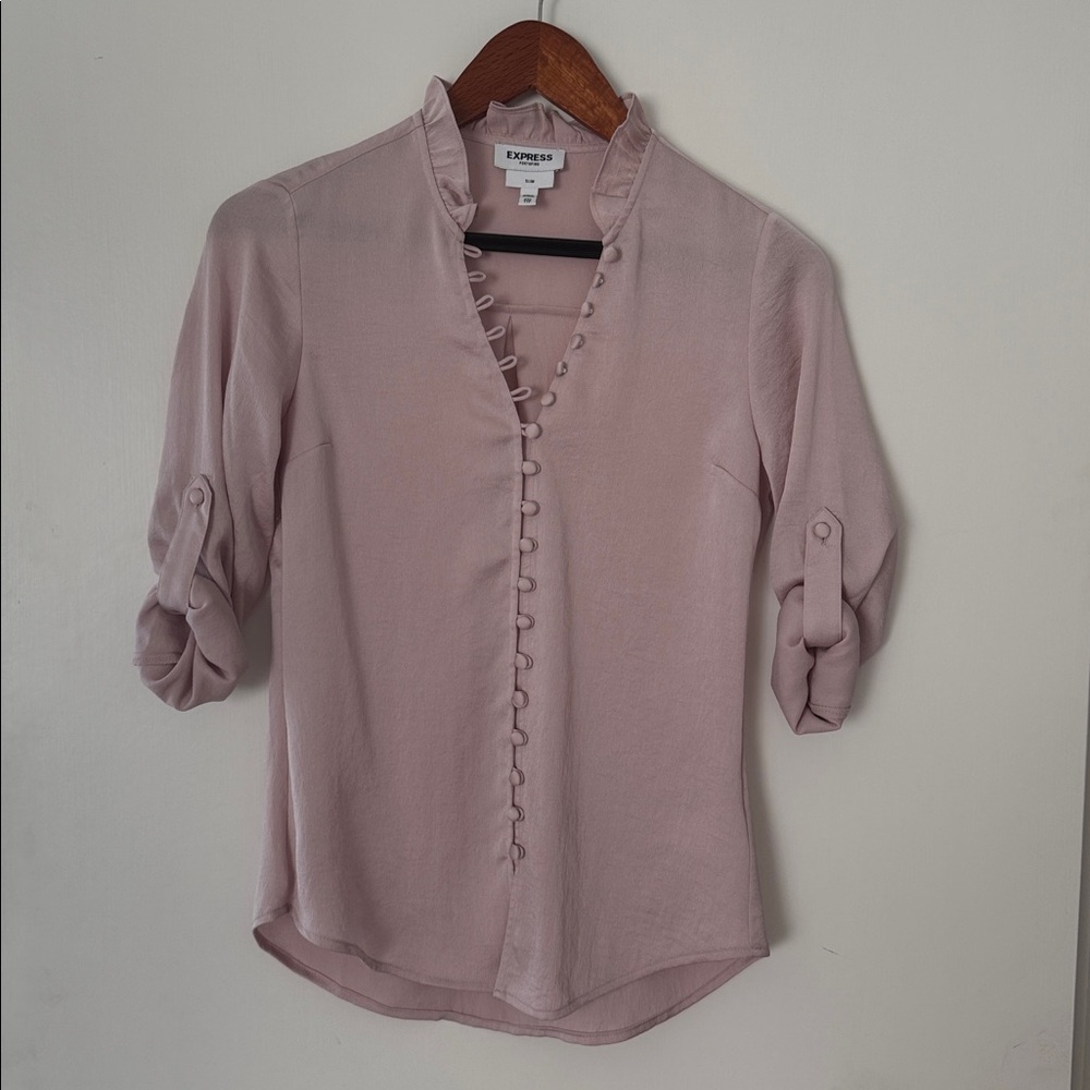 Express Women's Blush Button-Down Shirt Slimfit XS